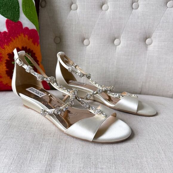 Badgley Mischka Cream Rhinestone Terry Wedge Sandals Size 10 - Picture 2 of 12